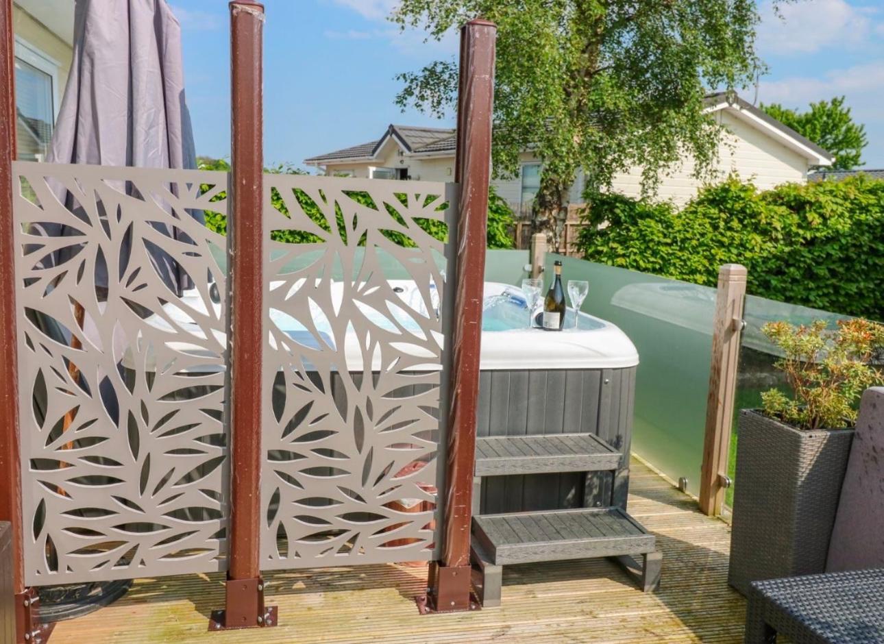 A And C Lodge Plot 21 2 Double Bedrooms Plot 21 With Hot Tub 1 Pet Only No Commercial Vans 4Pm Check In High Hesket Exterior foto